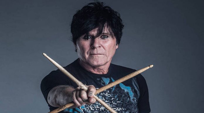 Paulo Pagni, baterista do RPM, está internado na UTI
