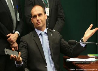 Governo consulta EUA sobre nome de Eduardo Bolsonaro como embaixador
