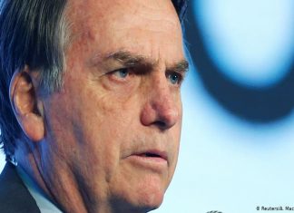 Juristas preparam denúncia contra Bolsonaro por ecocídio