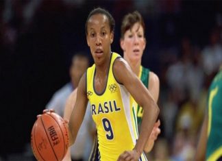 Em cerimônia na China, Janeth entra para o Hall da Fama do basquete