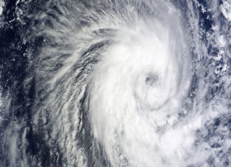 Ciclone Bulbul atinge Bangladesh e Índia; 13 pessoas morreram